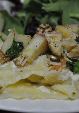 Ravioli with Apples and Walnuts