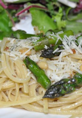 Asparagus with Linguine and Pine Nuts