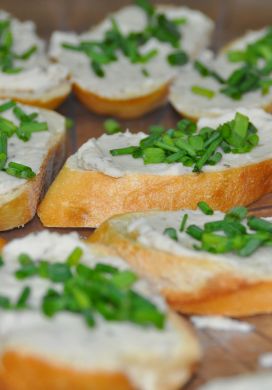 Crostini with White Bean Spread