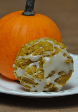 Pumpkin Oatmeal Cookies with Maple Glaze