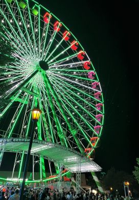 Illuminated Ferris wheel
