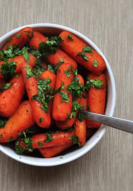 Pan Seared Carrots with Chili and Lime