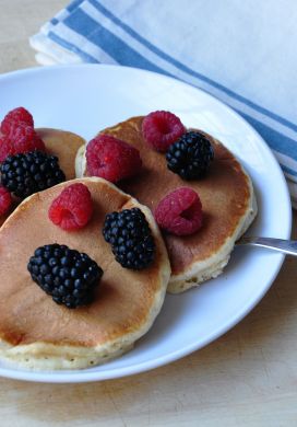 Peanut Butter and Yogurt Pancakes