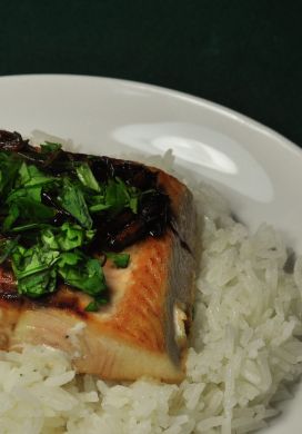 Seared Salmon with Green Onions and Ginger