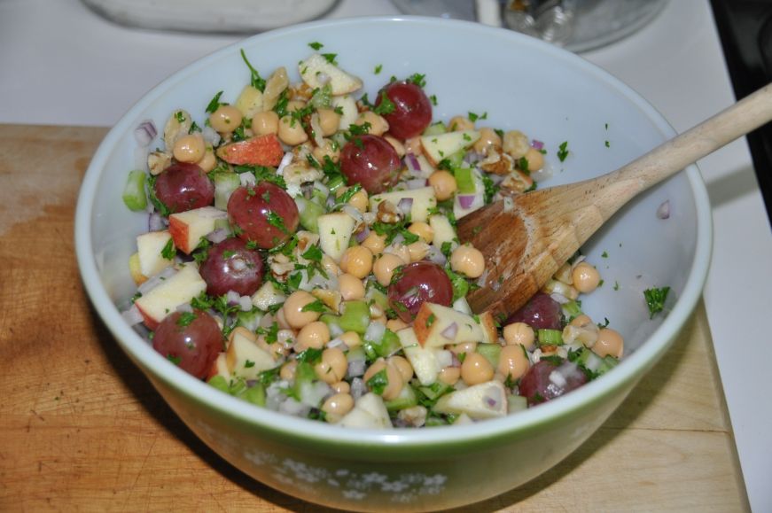 Chickpea Waldorf Salad 