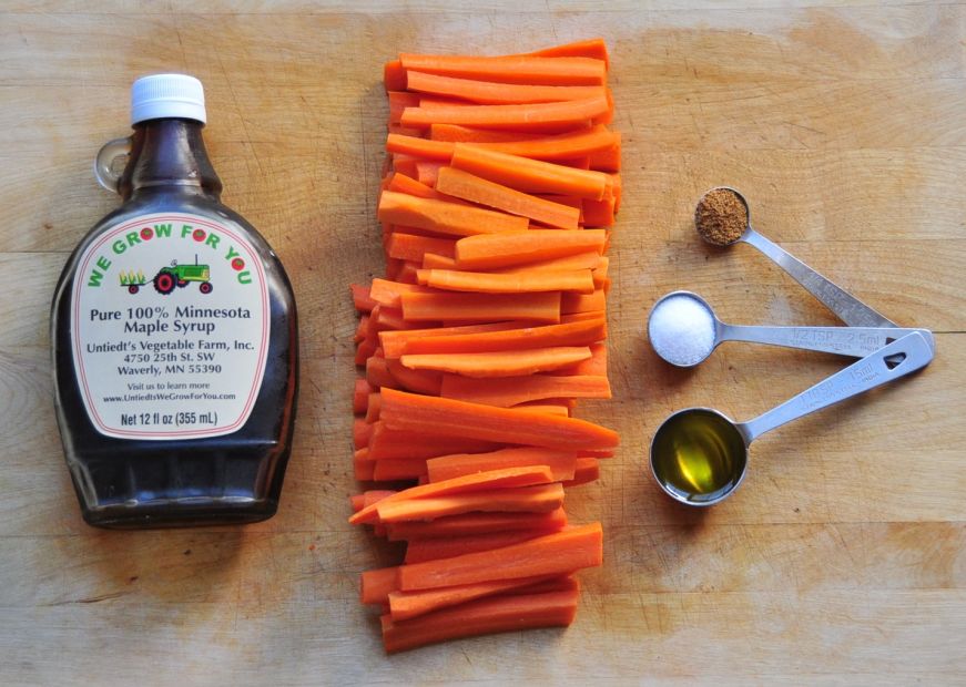 Spicy Maple Roasted Carrots Ingredients