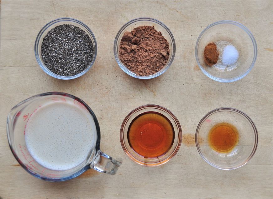 Chocolate Chia Pudding Ingredients