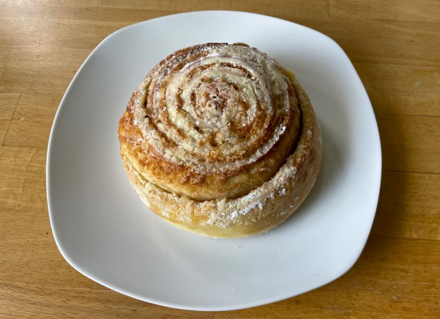 Cinnamon roll