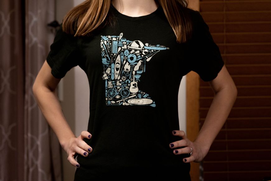 T-shirt with Minnesota design T-shirt with Minnesota design