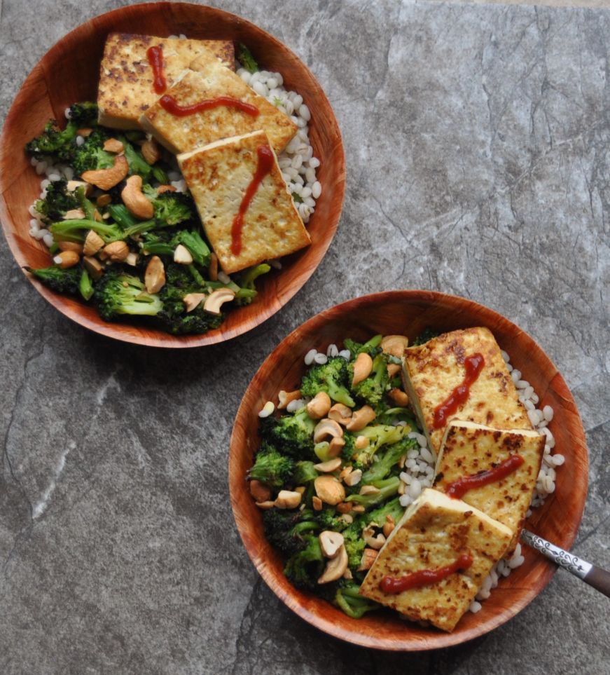 Barley Bowl with Roasted Broccoli and Tofu