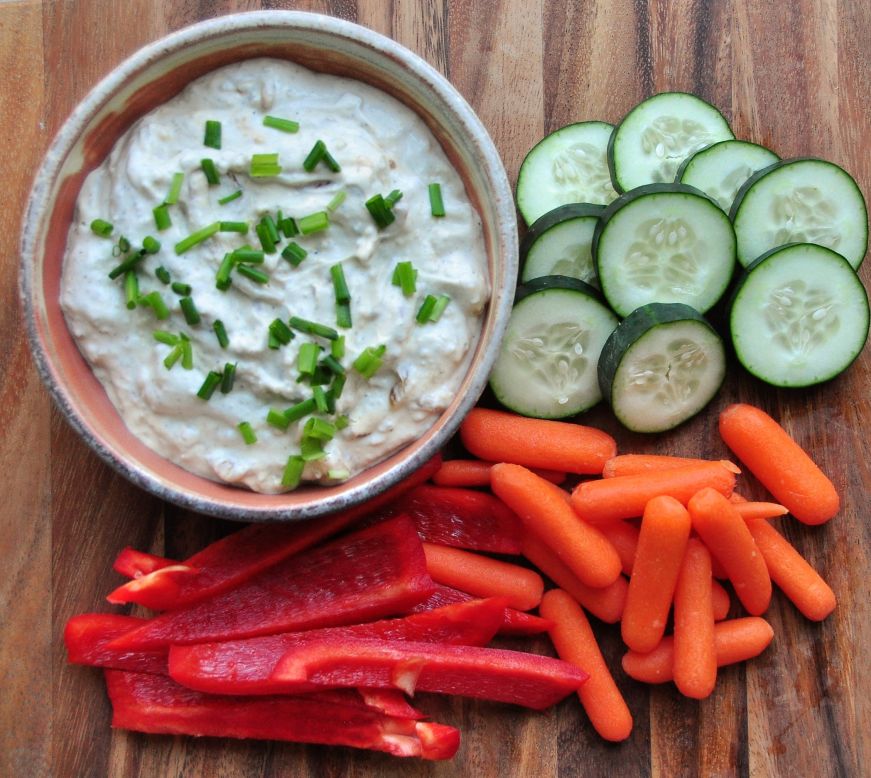 Caramelized Onion and Chive Yogurt Dip 