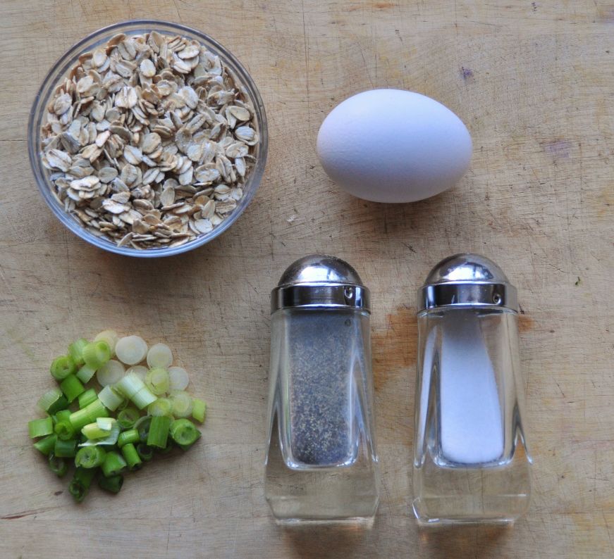 Savory Oatmeal with Hard-boiled Egg