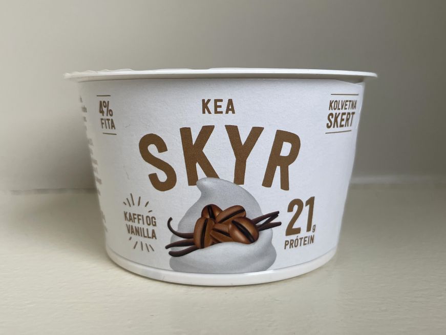 Individual cup of Kea Skyr Kaffi og Vanilla
