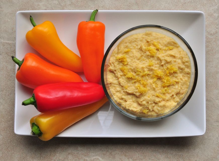 Lemon Flax Hummus with peppers