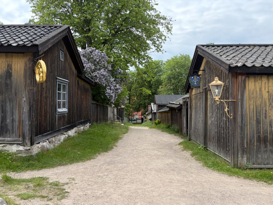 Historic wooden houses 