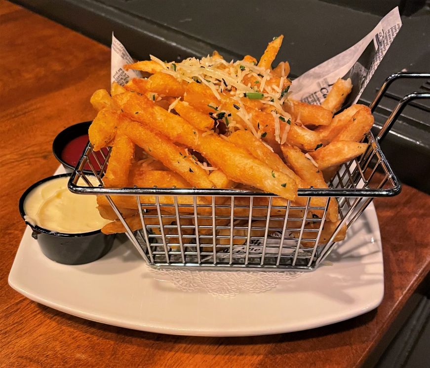 Basket of fries