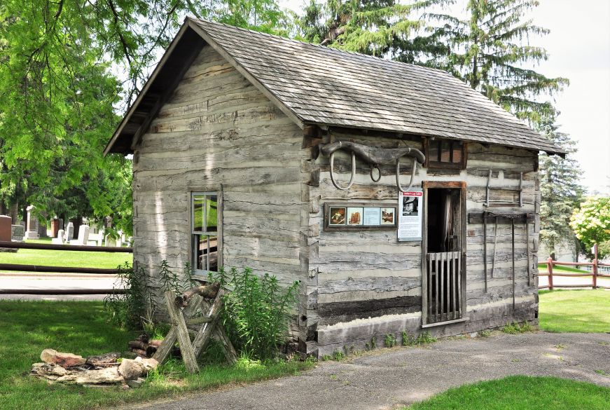 Settler cabin, Swiss Historical Village, New Glarus