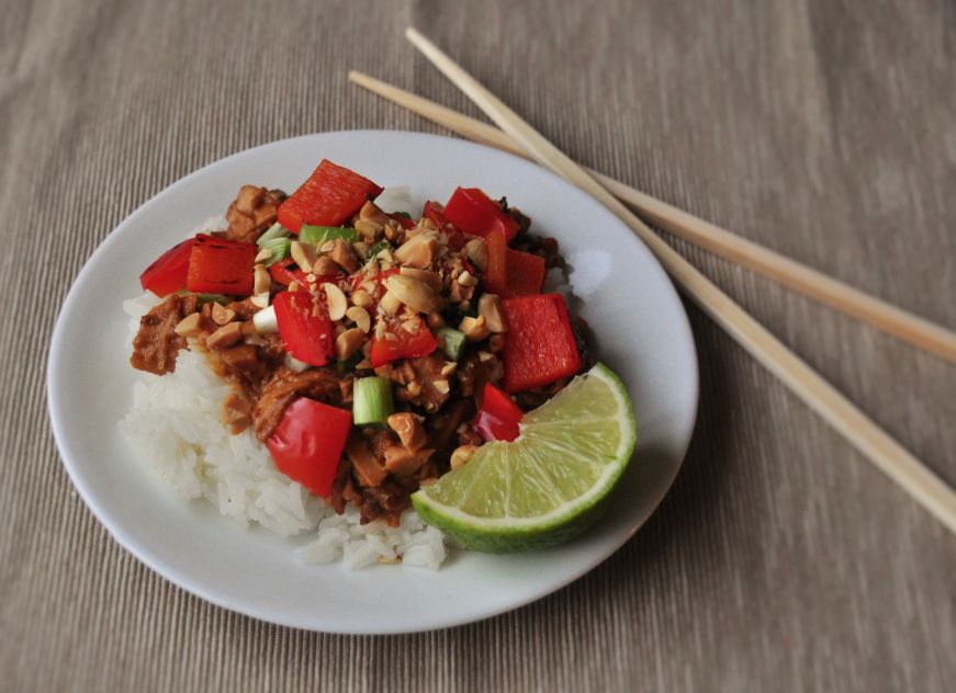 Slow Cooker Thai Pork with Peanut Sauce