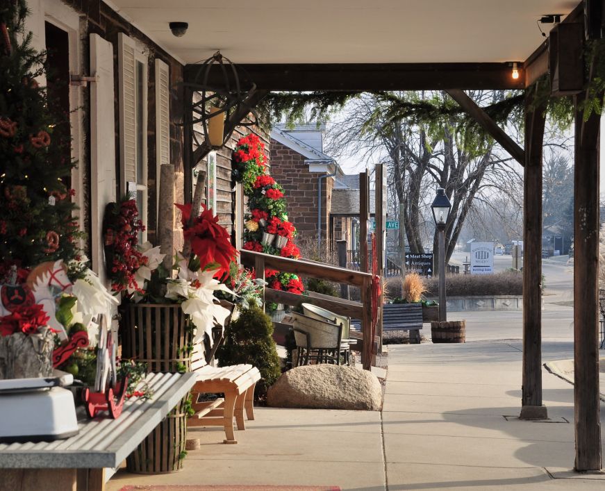 Amana General Store storefront at Christmas, Amana Colonies