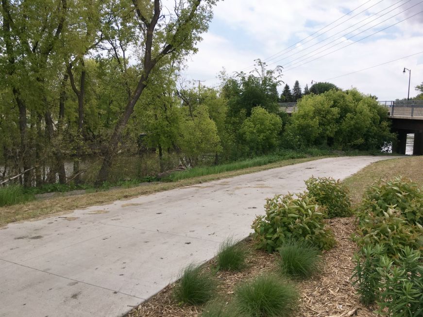 Trail along river and bridge connecting Fargo, North Dakota to Moorhead, Minnesota