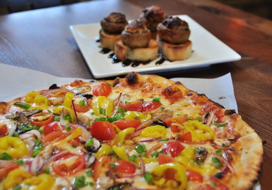 Veggie pizza and stuffed mushrooms, Chankaska Creek Ranch & Winery, Mankato