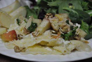 Ravioli with Apples and Walnuts