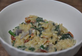 Orzo Risotto with Sun Dried Tomatoes and Spinach