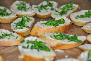 Crostini with White Bean Spread