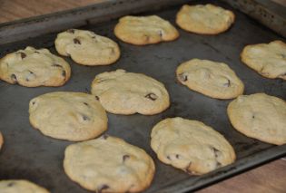 Mom's Chocolate Chip Cookies