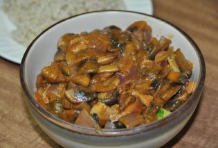 Mushroom Stroganoff with Cabbage Noodles 