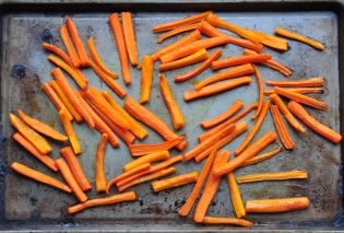 Spicy Maple Roasted Carrots