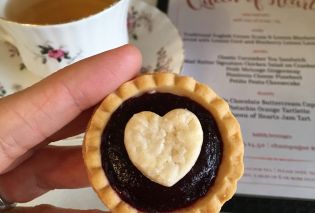 Queen of Hearts Jam Tart Mad Hatter Anoka