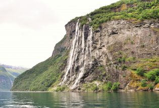 Seven Sisters Waterfall, Geiranger
