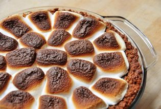 S'mores Brownie Pie with Cereal Crust