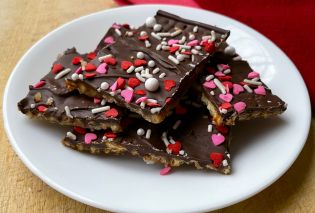 Valentinte's pretzel bark on a white plate